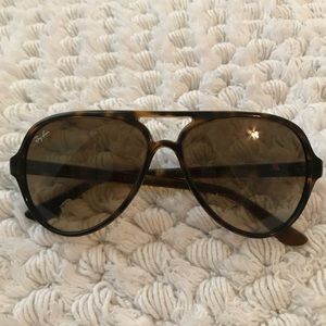 Ray Ban Cats 5000 Classic Sunglasses